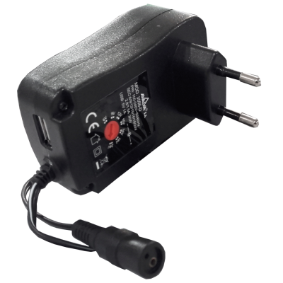 Mod. 3556-D. Alimentador regulable 6-24V 2800mA y USB