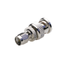 Mod. 1628. Adaptador SMA macho a BNC macho