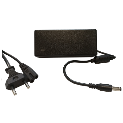 Mod. 3558. Alimentador 12V 5000mA